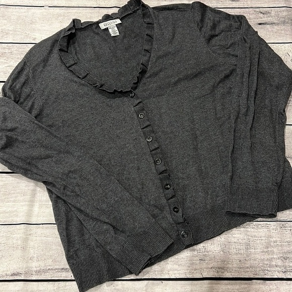 Kenneth Cole Reaction Charcoal Grey Ruffled Collar Cardigan Sweater‎ Sz XXL - Picture 1 of 5